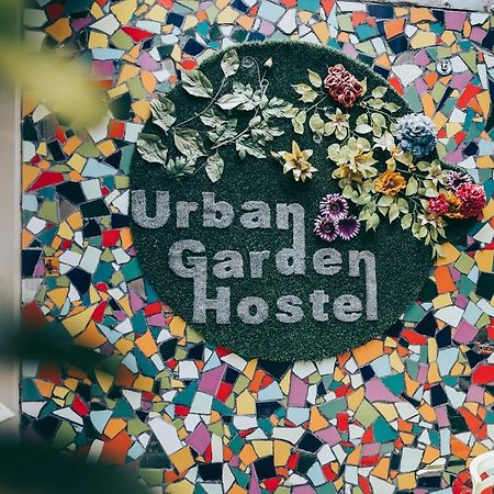 Urban Garden Hostel Lisbon Exterior photo